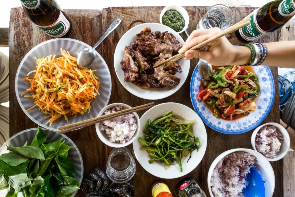 feasting-on-fresh-and-healthy-vietnamese-countrysi-2023-11-27-05-28-44-utc